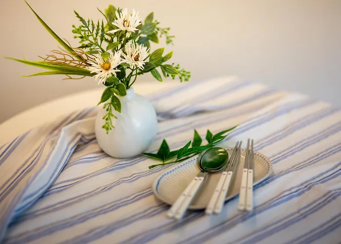 Apartment On West ㅣ New Openㅣ Station & Arex 5min Walk ㅣ Elevator *